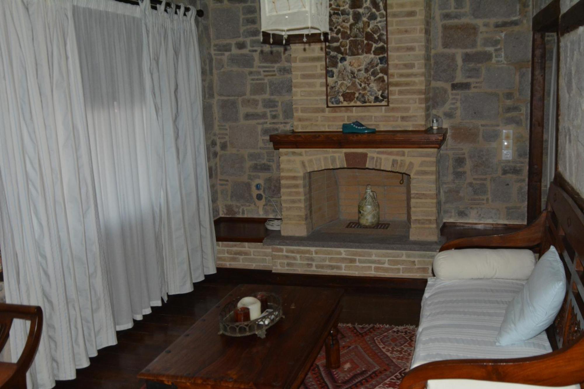 Lesvos Tower House Komninos Sígrion Zewnętrze zdjęcie